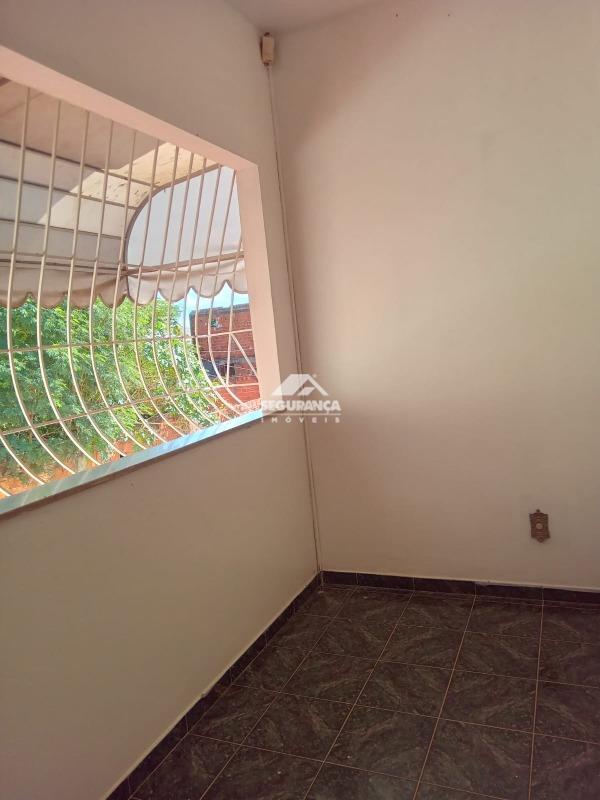 Casa à venda no JK I: 