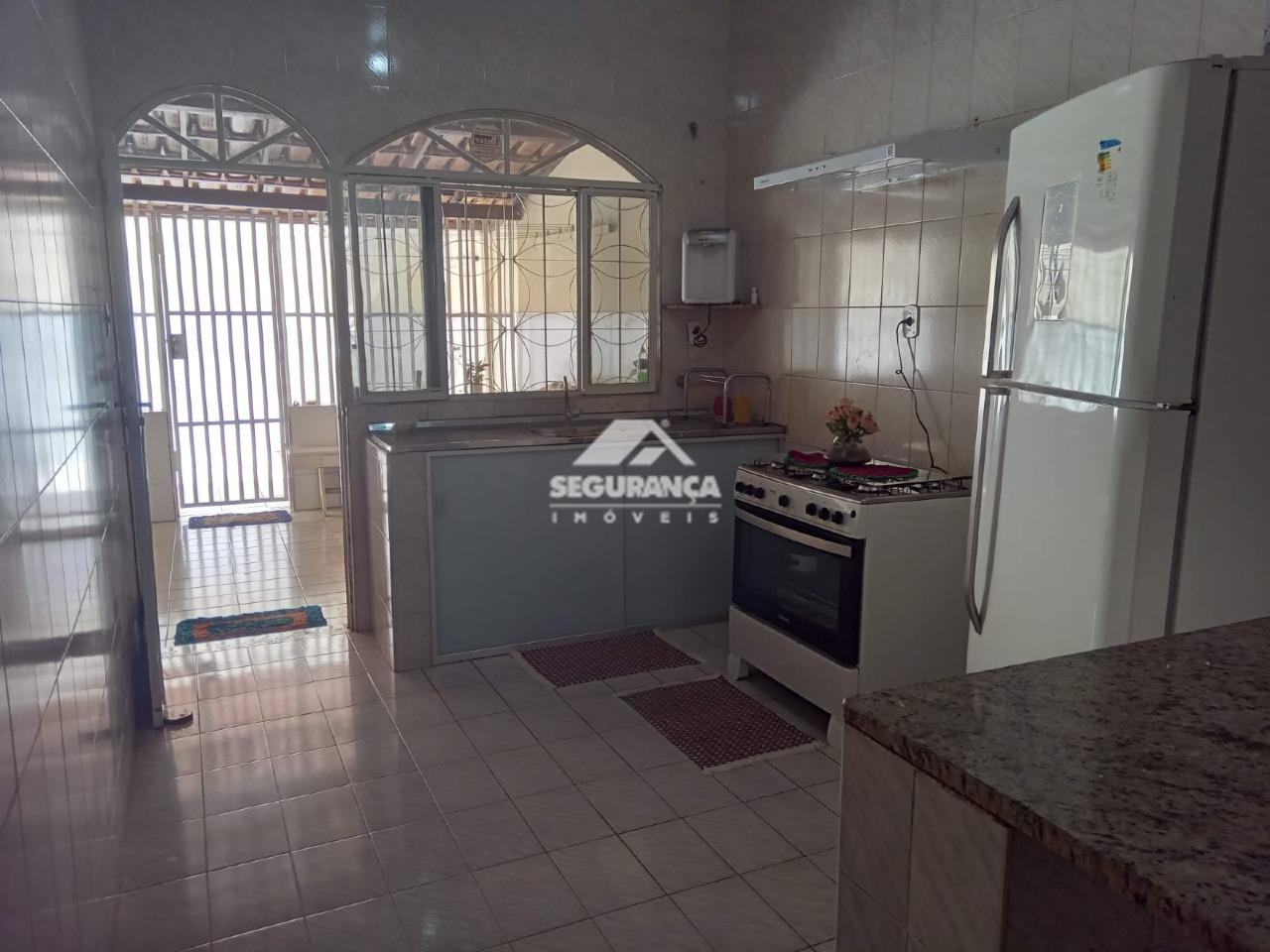 Casa à venda no JK I: 