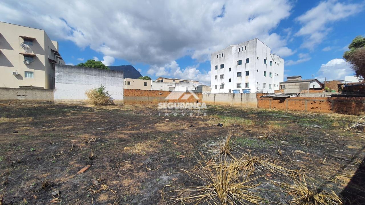 Lote à venda no São Pedro: 