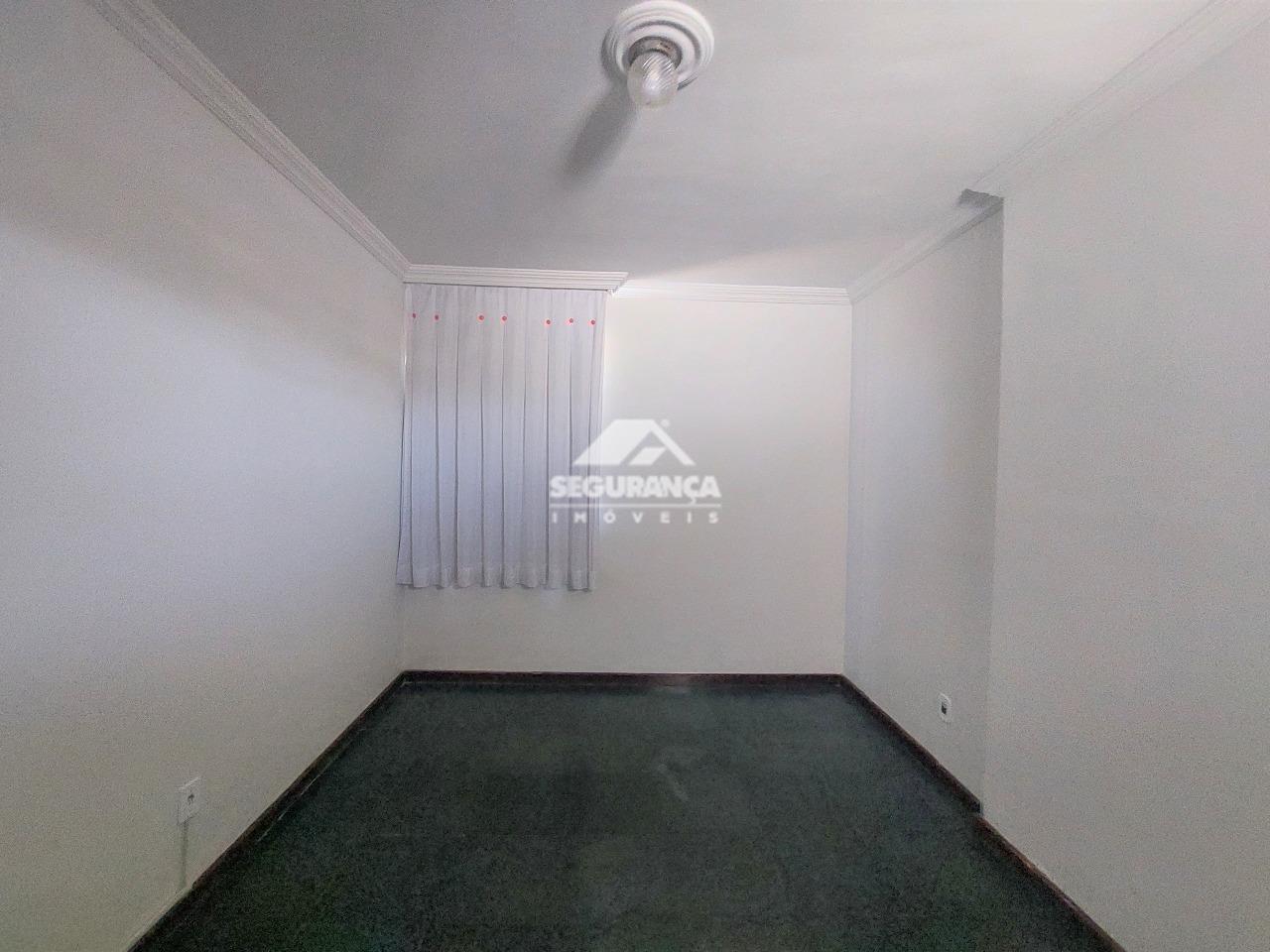 Apartamento à venda no Centro: QUARTO 01