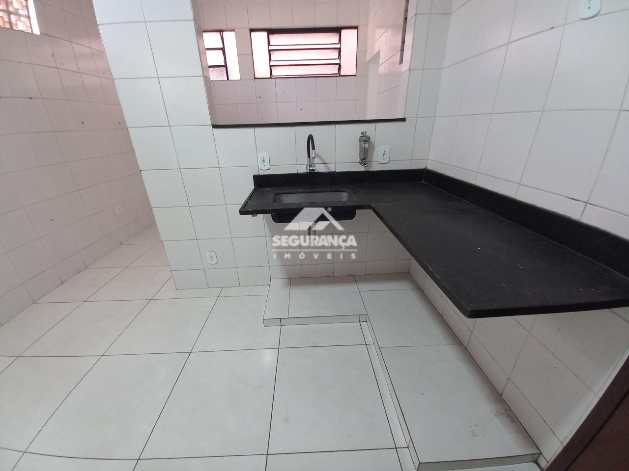 Casa para aluguel no Lourdes: COZINHA