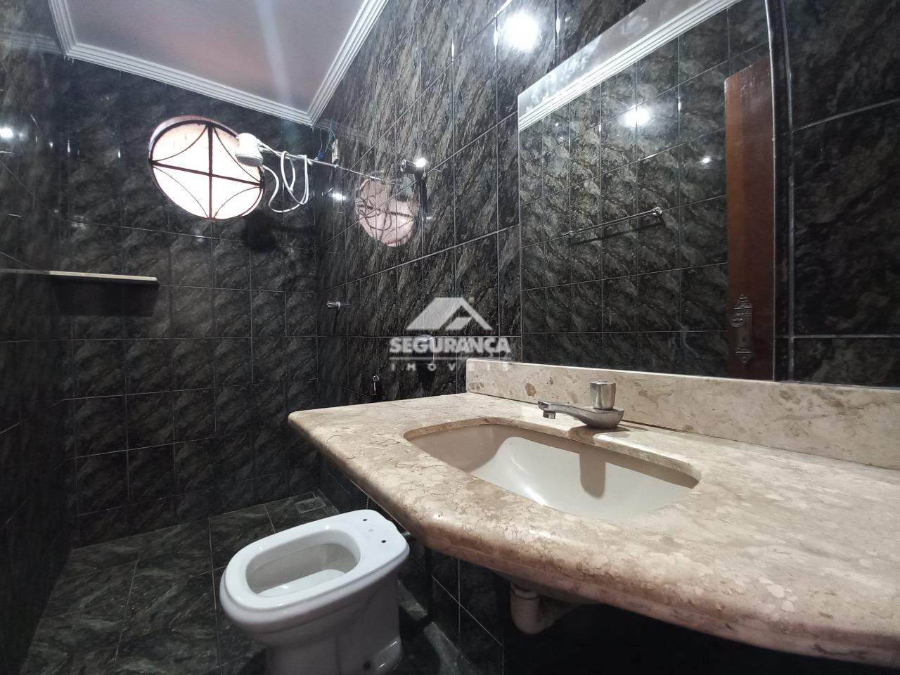 Casa para aluguel no Lourdes: BANHEIRO SOCIAL 01