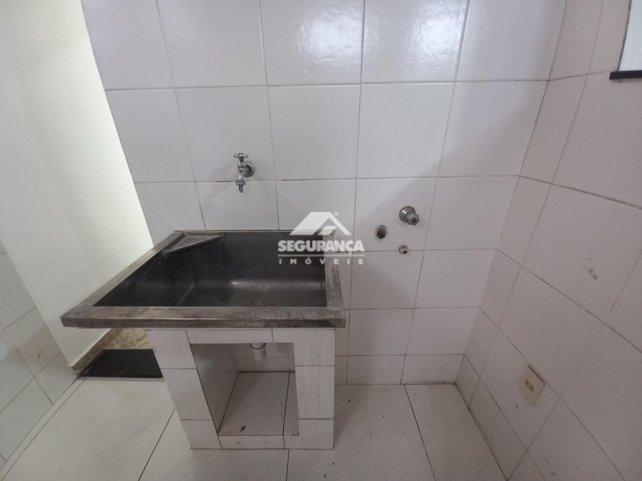 Casa para aluguel no Lourdes: AREA DE SERVIÇOS