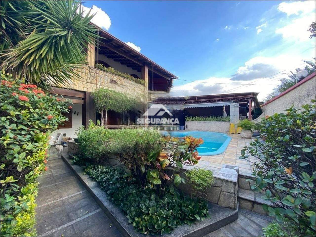 Casa à venda no GRA DUQUESA: 