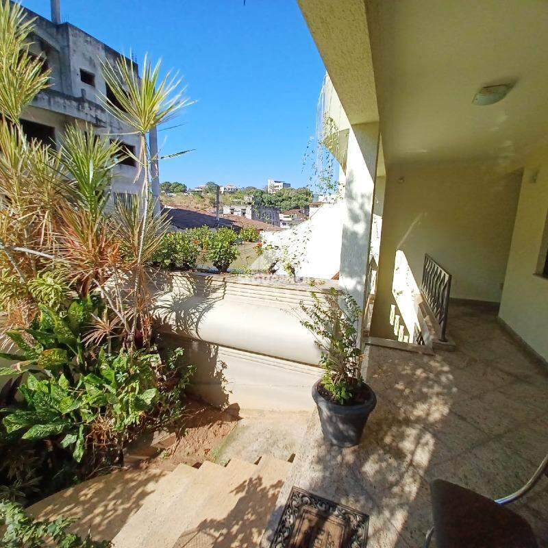 Casa à venda no GRA DUQUESA: