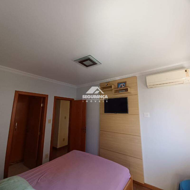 Casa à venda no GRA DUQUESA: 