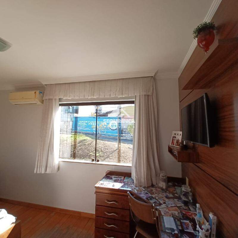 Casa à venda no GRA DUQUESA: