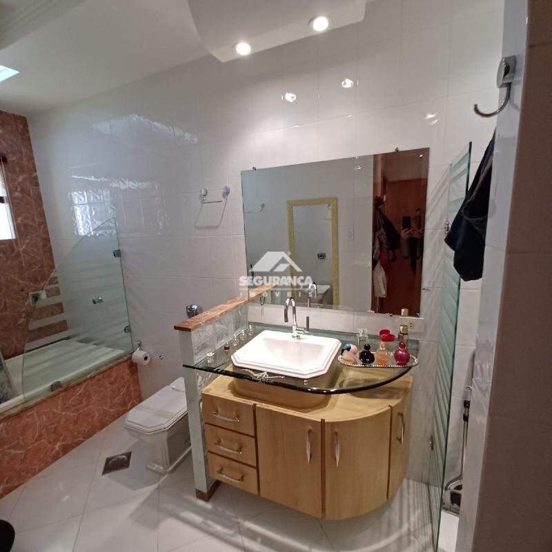 Casa à venda no GRA DUQUESA: