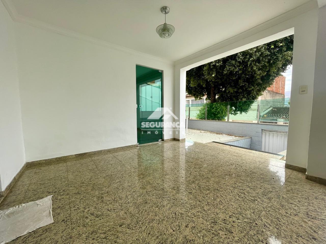 Casa à venda no GRA DUQUESA: 