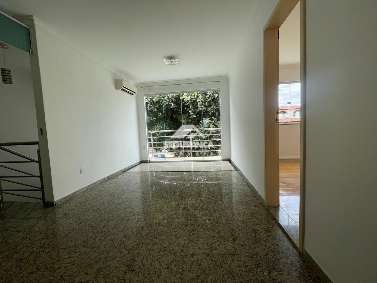 Casa à venda no GRA DUQUESA: 