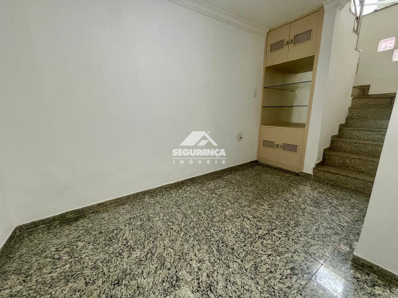 Casa à venda no GRA DUQUESA: 