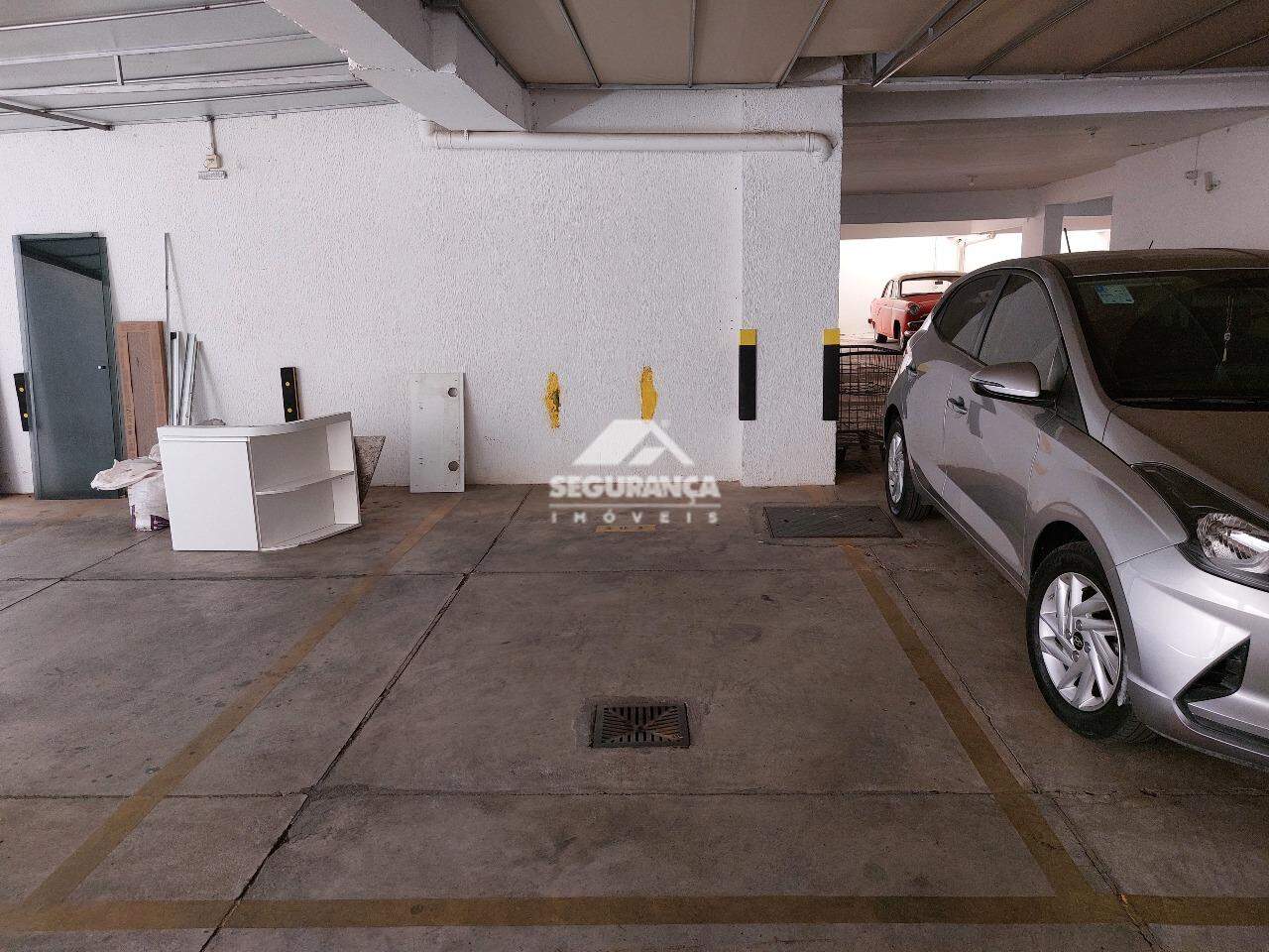 Apartamento para aluguel no ESPLANADINHA: GARAGEM