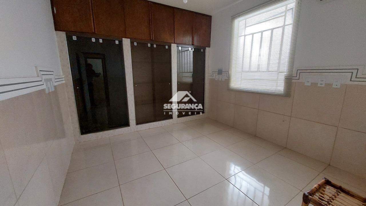 Casa à venda no Ilha dos Araújos: QUARTO (2)