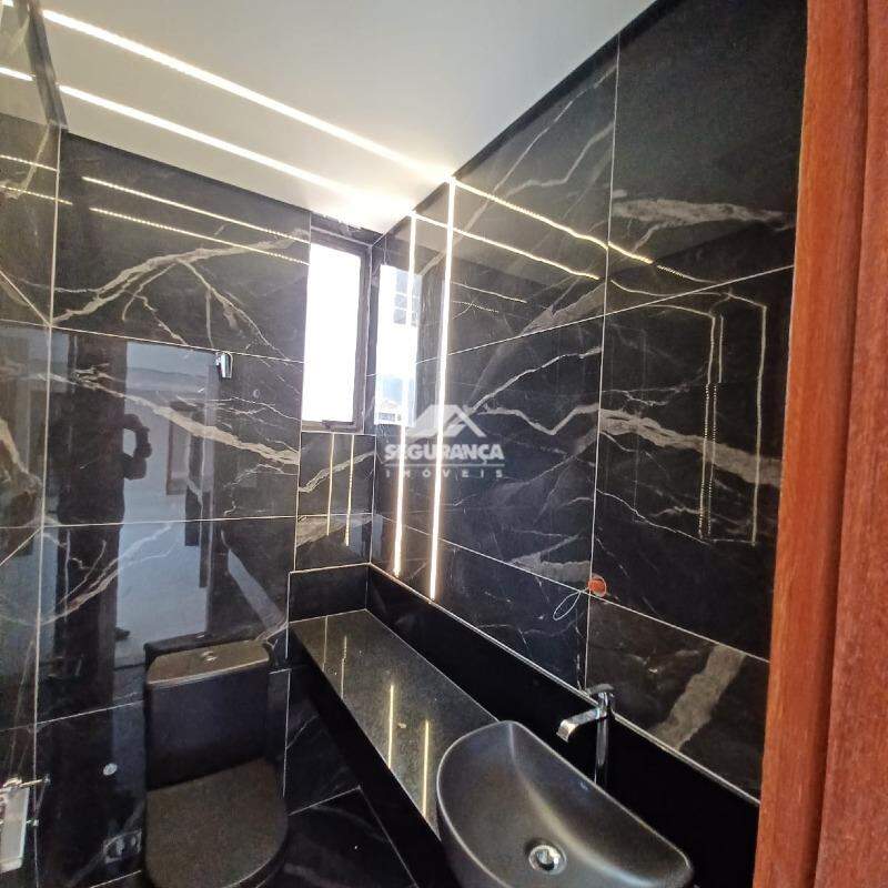 Apartamento à venda no Esplanada: