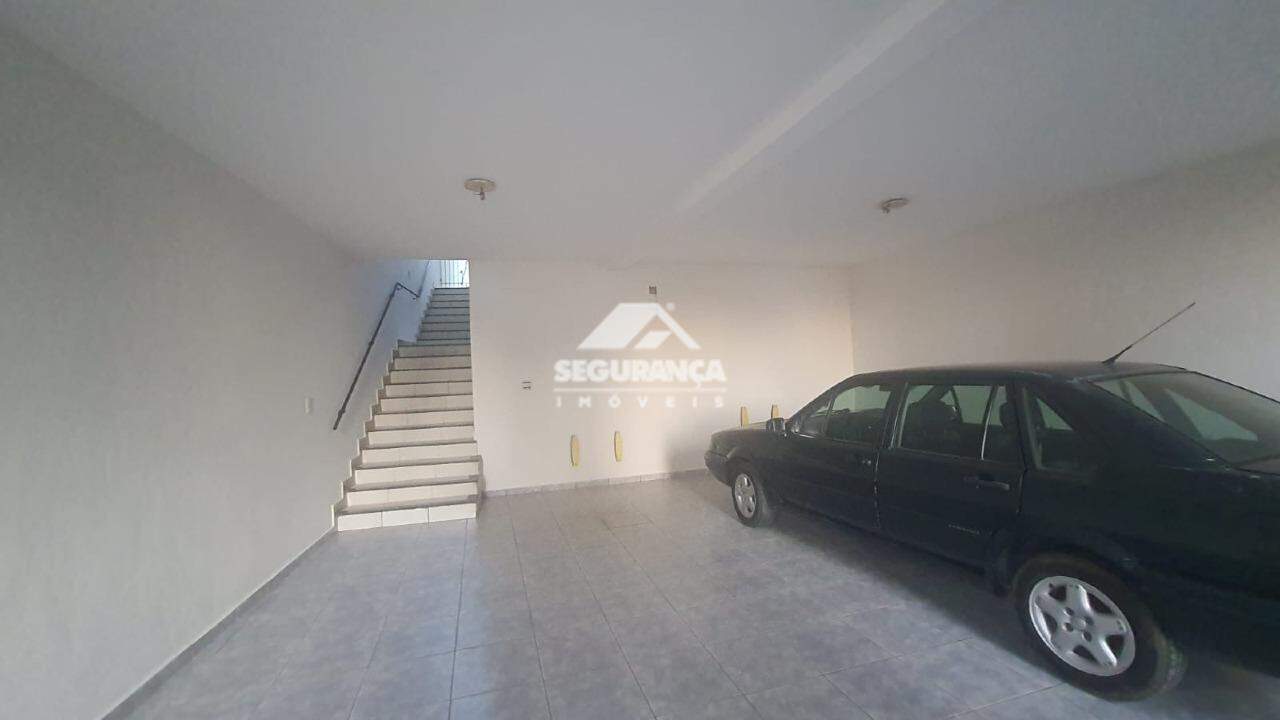 Casa à venda no Centro: