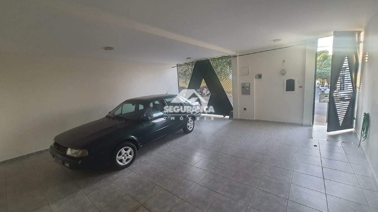 Casa à venda no Centro: