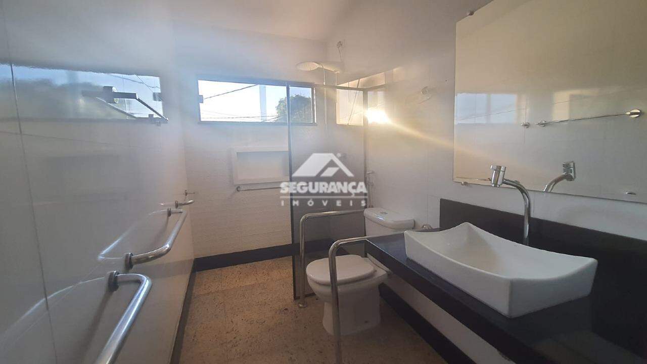 Casa à venda no Centro: