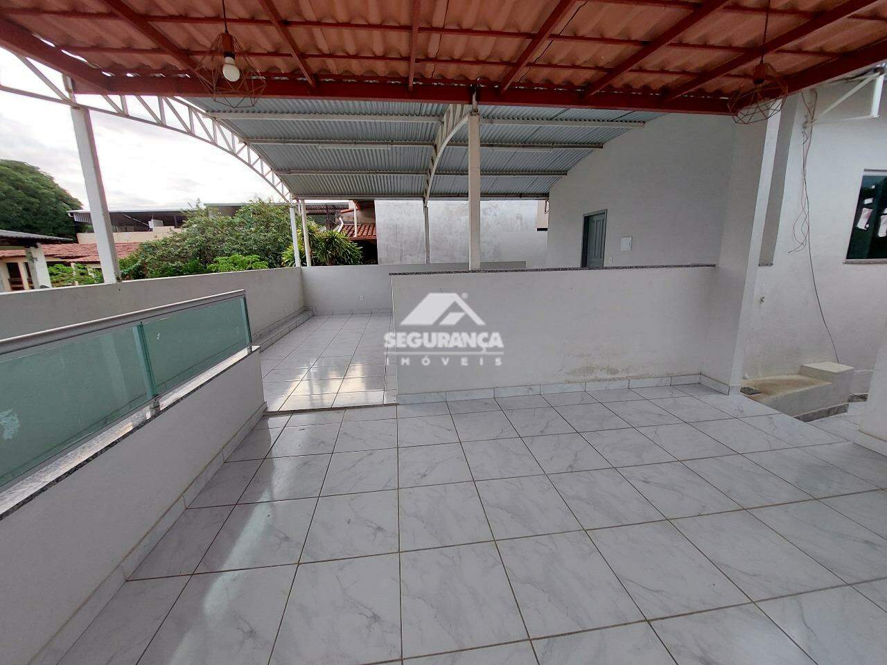 Casa para aluguel no São Pedro: TERRAÇO