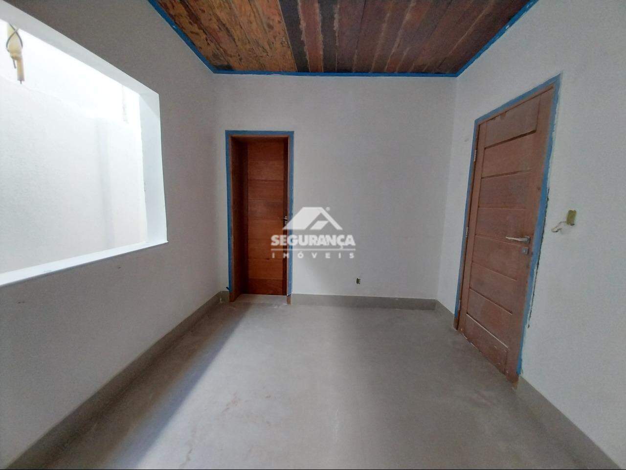 Casa comercial para aluguel no Centro: SUÍTE (3)
