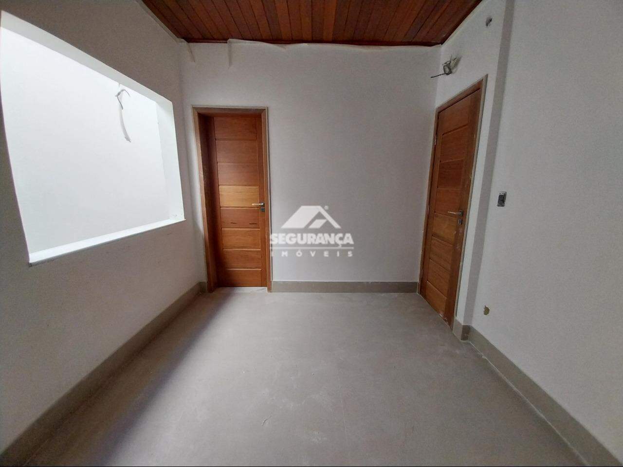 Casa comercial para aluguel no Centro: SUÍTE (2)