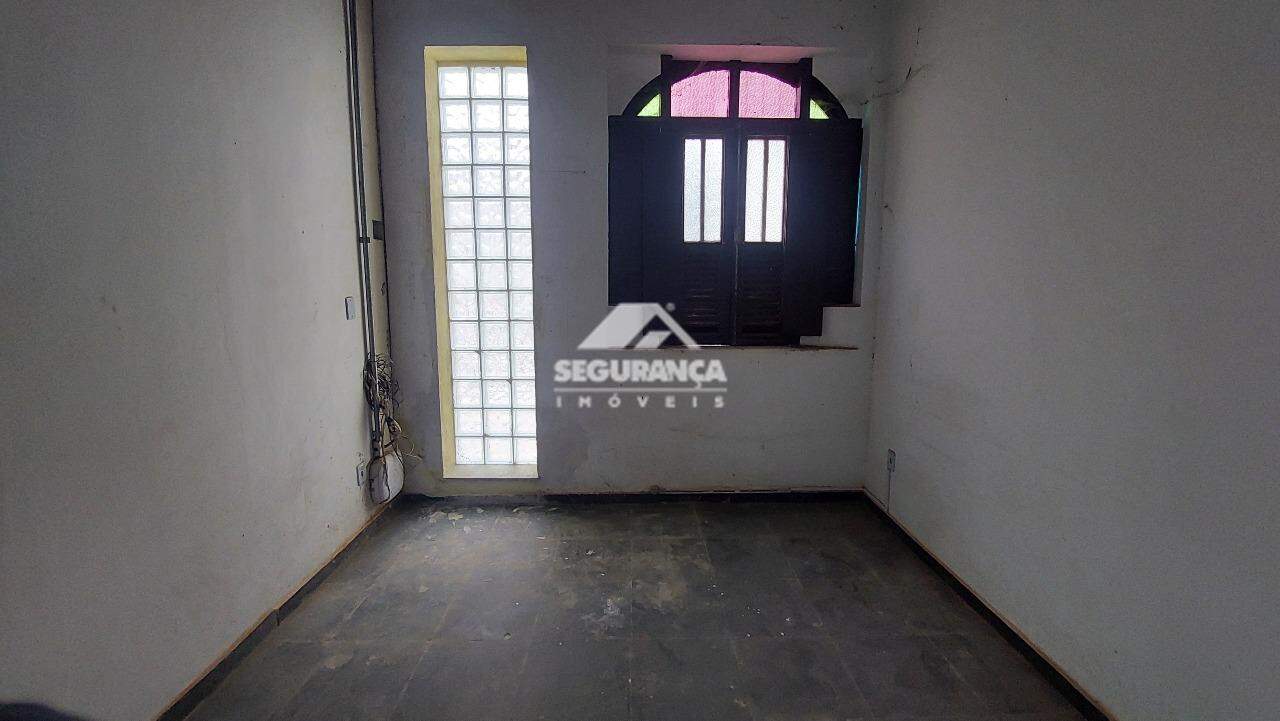 Casa comercial para aluguel no Centro: QUARTO (1)