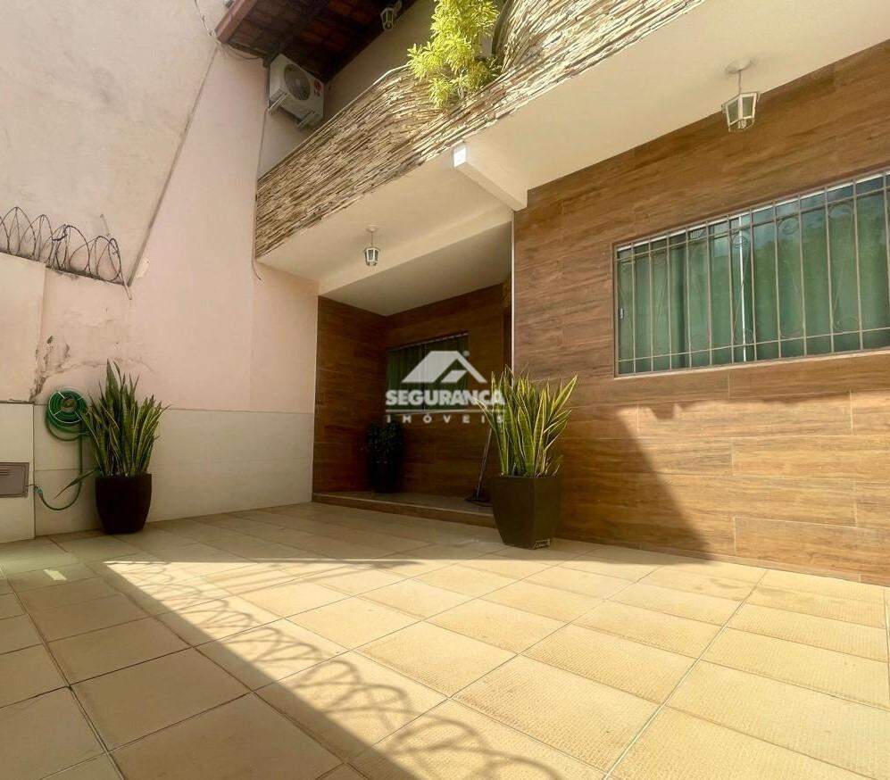 Casa à venda no LAGOA SANTA: 