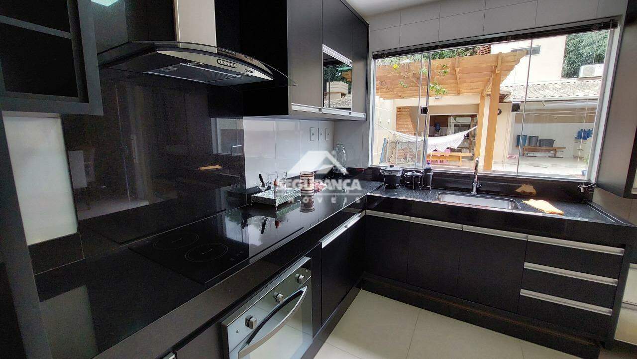Casa à venda no Ilha dos Araújos: COZINHA