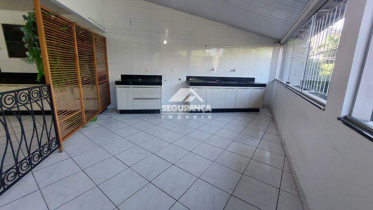 Casa para aluguel no Centro: ÁREA DE SERVIÇO