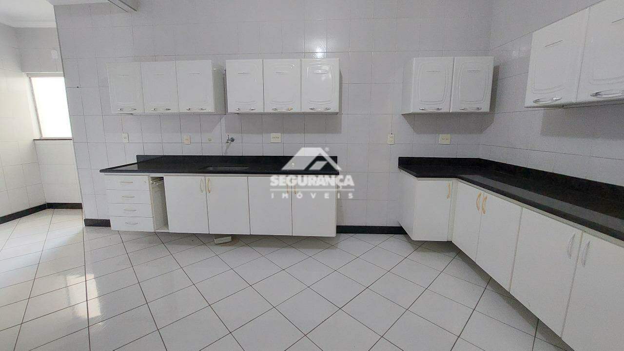 Casa para aluguel no Centro: COZINHA