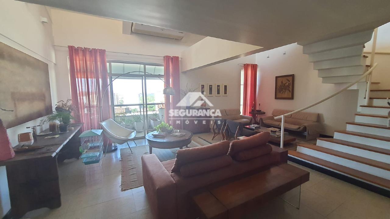 Apartamento cobertura à venda no Centro: 