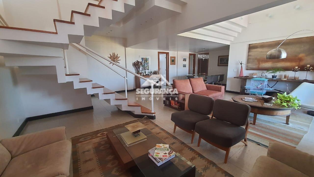 Apartamento cobertura à venda no Centro: 