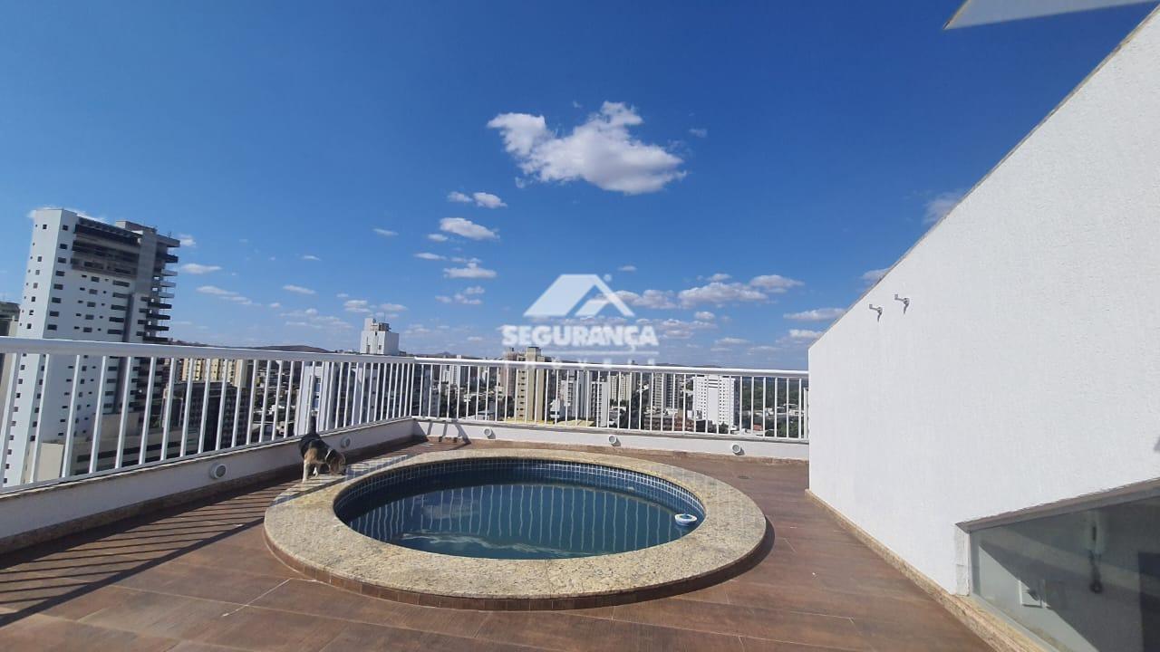 Apartamento cobertura à venda no Centro: 