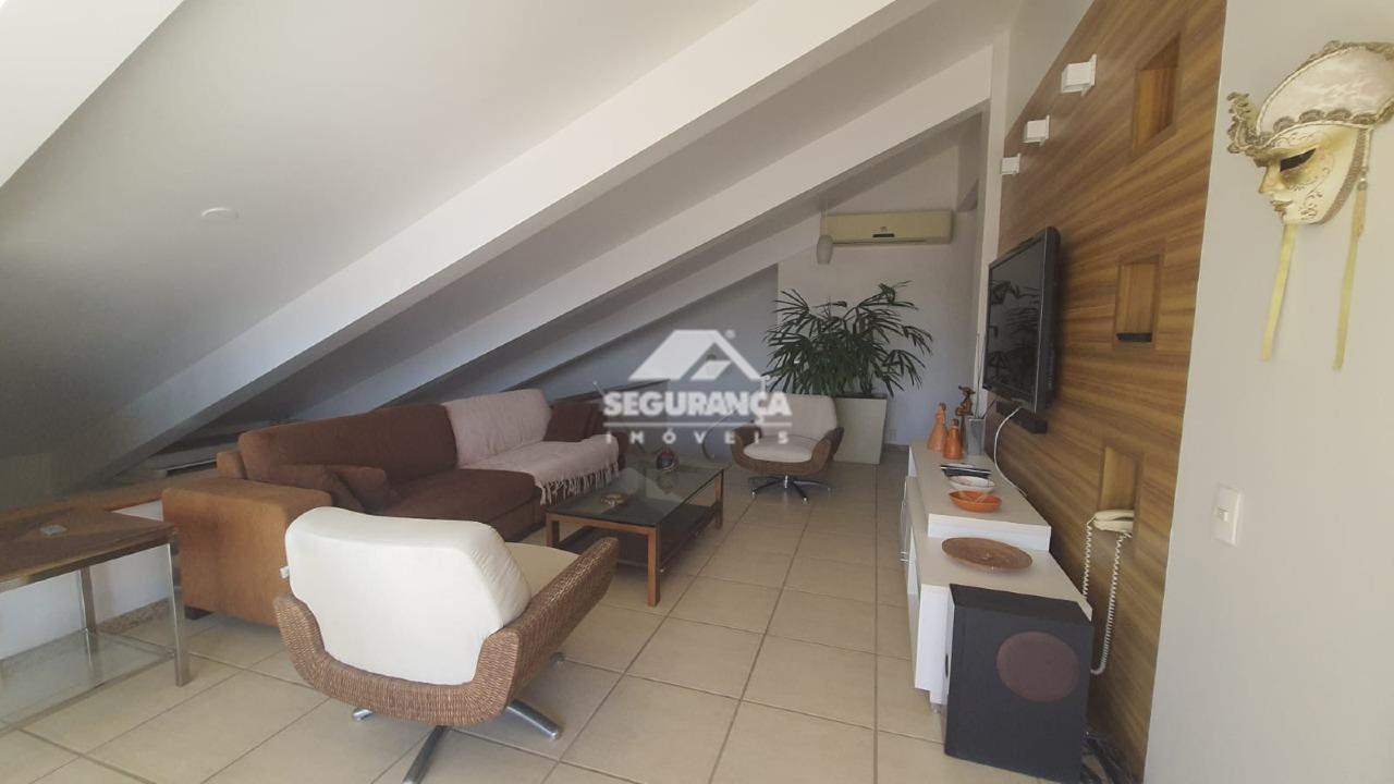 Apartamento cobertura à venda no Centro: 