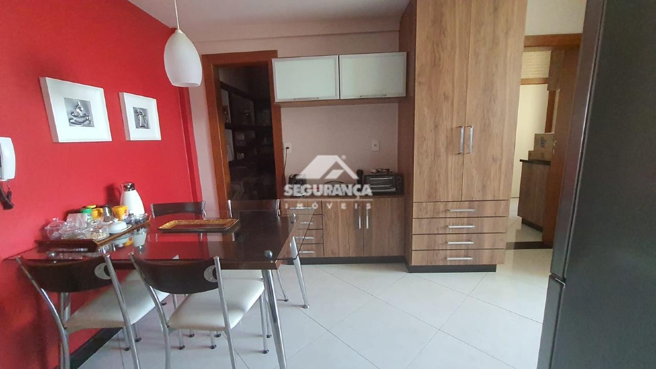 Apartamento cobertura à venda no Centro: 