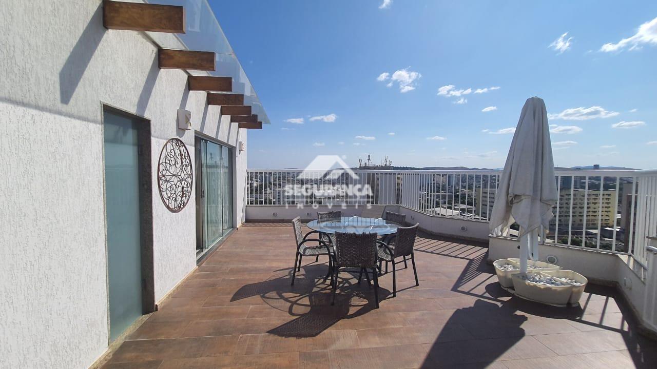 Apartamento cobertura à venda no Centro: 