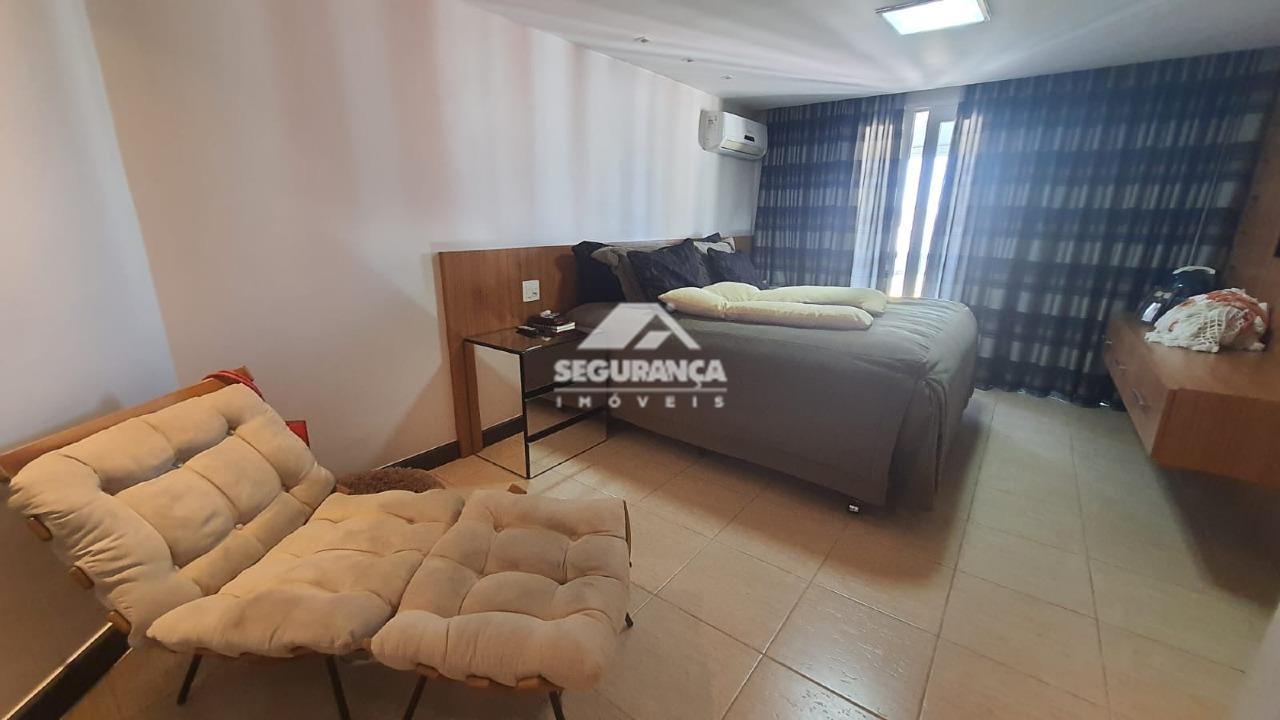 Apartamento cobertura à venda no Centro: 