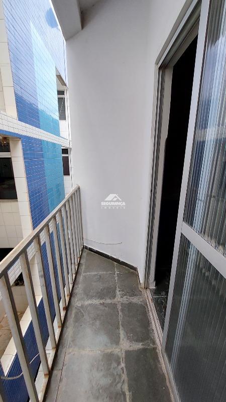 Apartamento à venda no Ilha dos Araújos: VARANDA