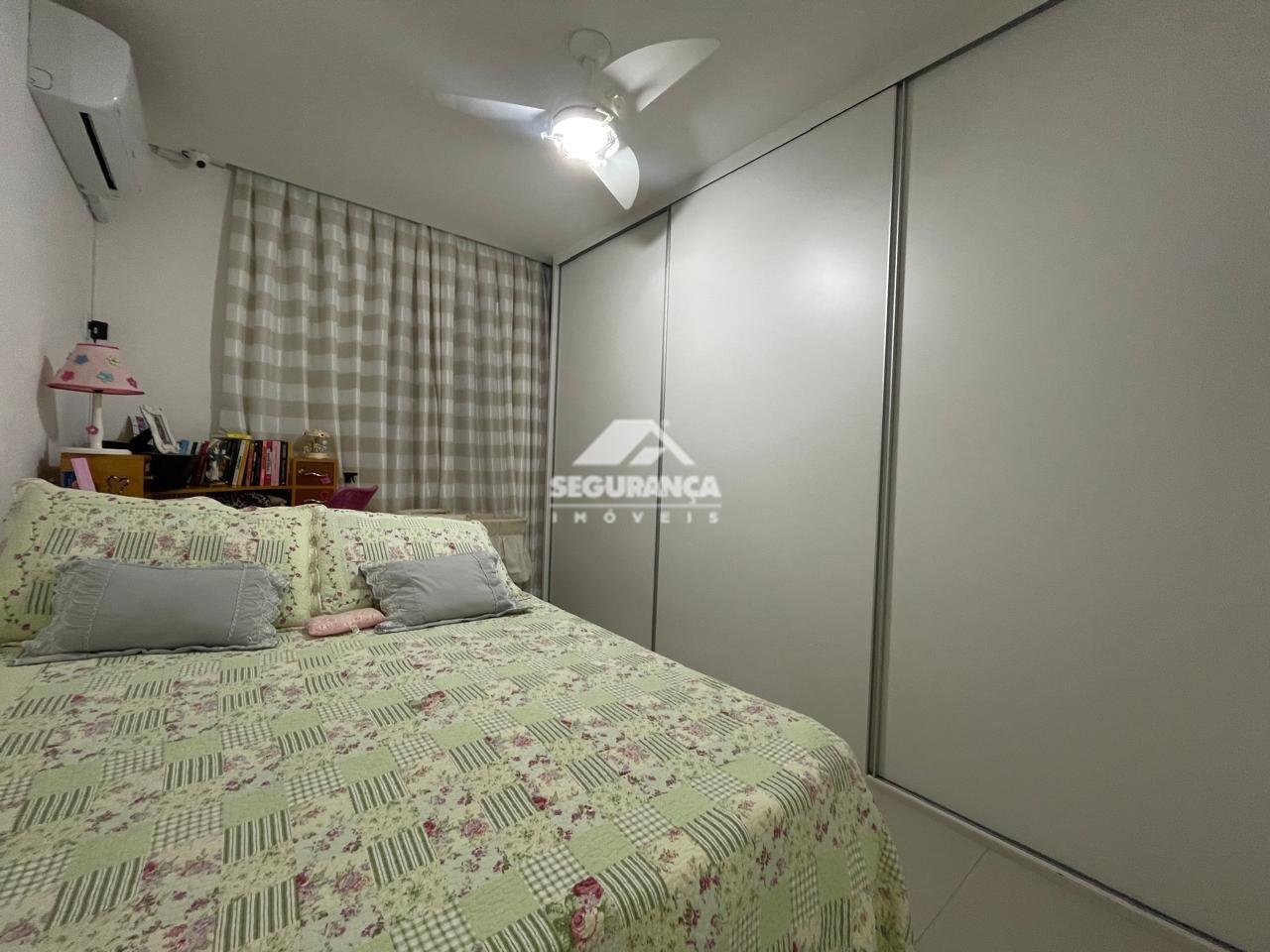 Apartamento à venda no ESPLANADINHA: 