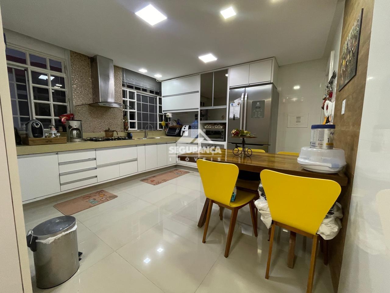 Apartamento à venda no ESPLANADINHA: 