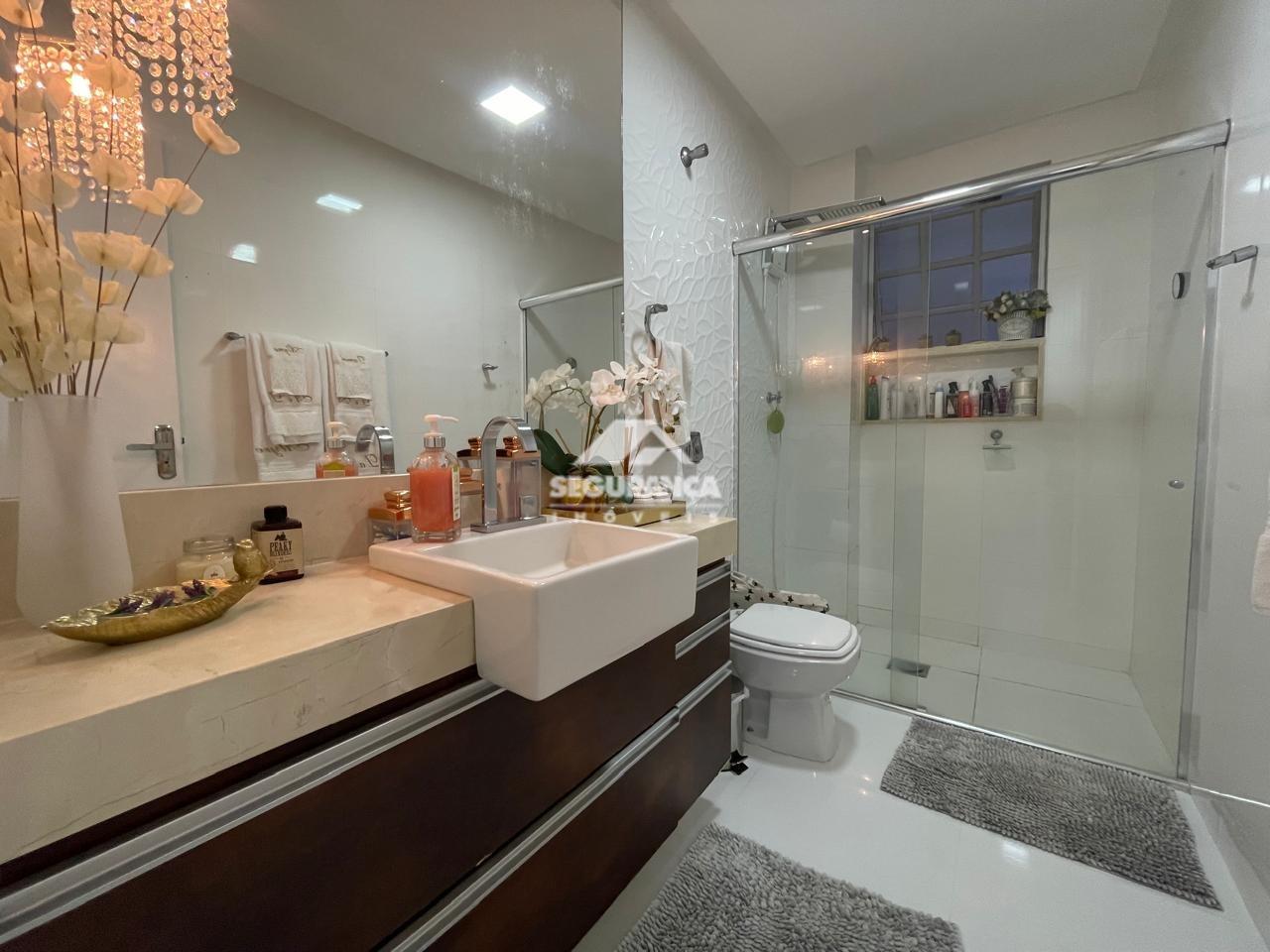 Apartamento à venda no ESPLANADINHA: 