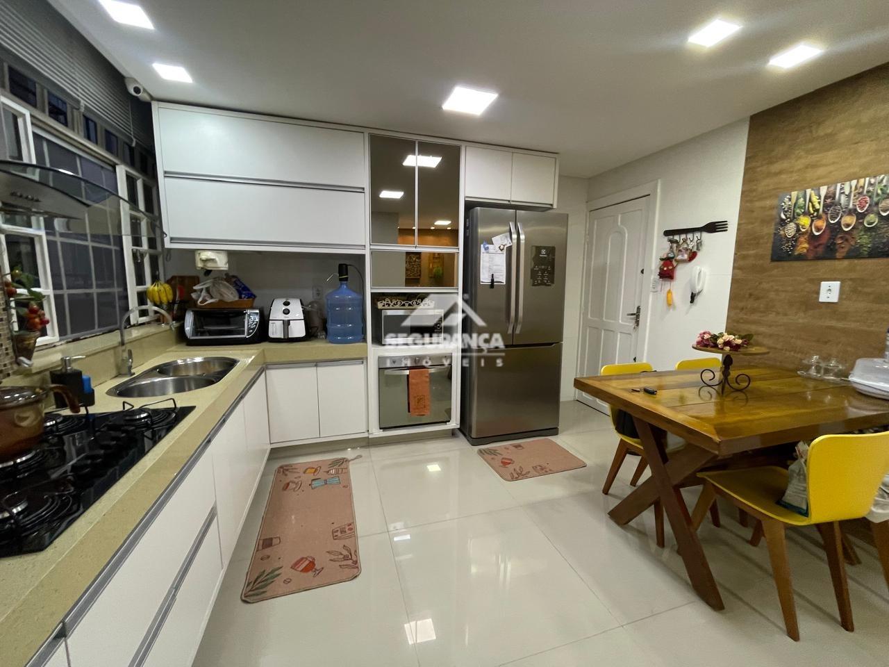 Apartamento à venda no ESPLANADINHA: 