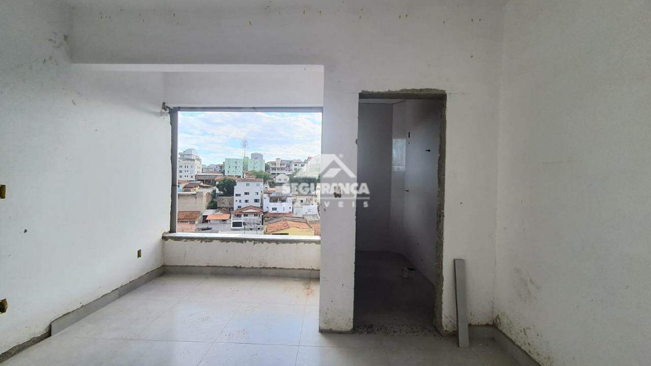 Kitnet à venda no VILA BRETAS: 