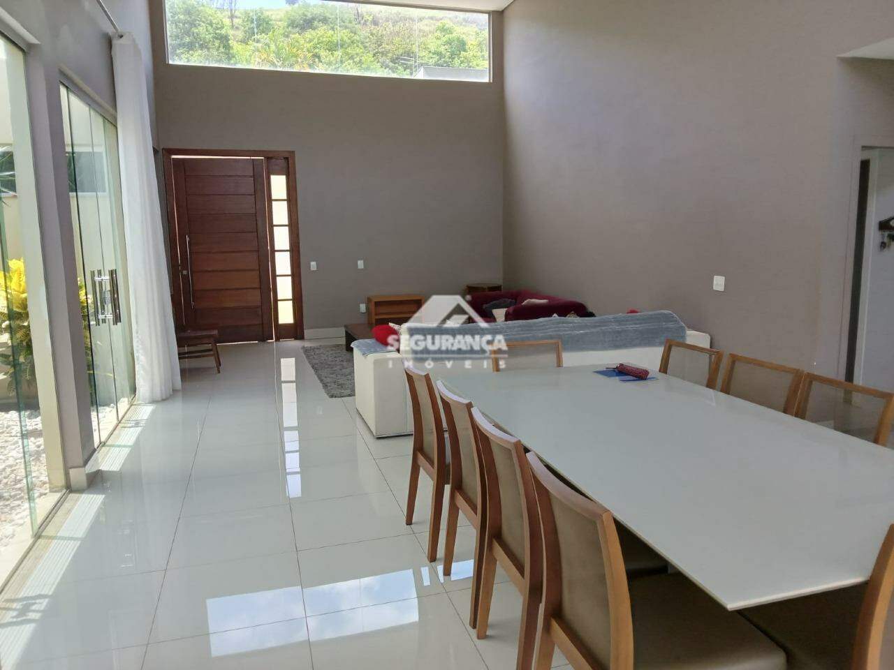 Casa à venda no RETIRO DOS LAGOS: