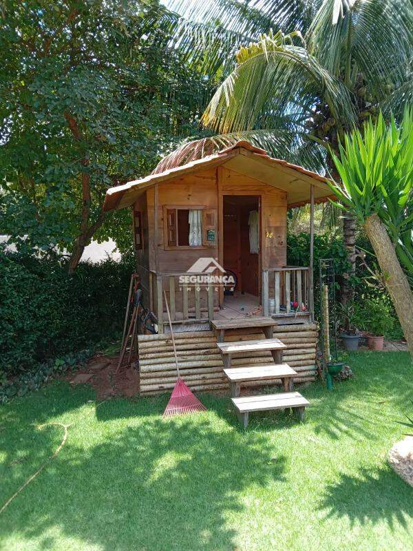 Casa à venda no RETIRO DOS LAGOS: