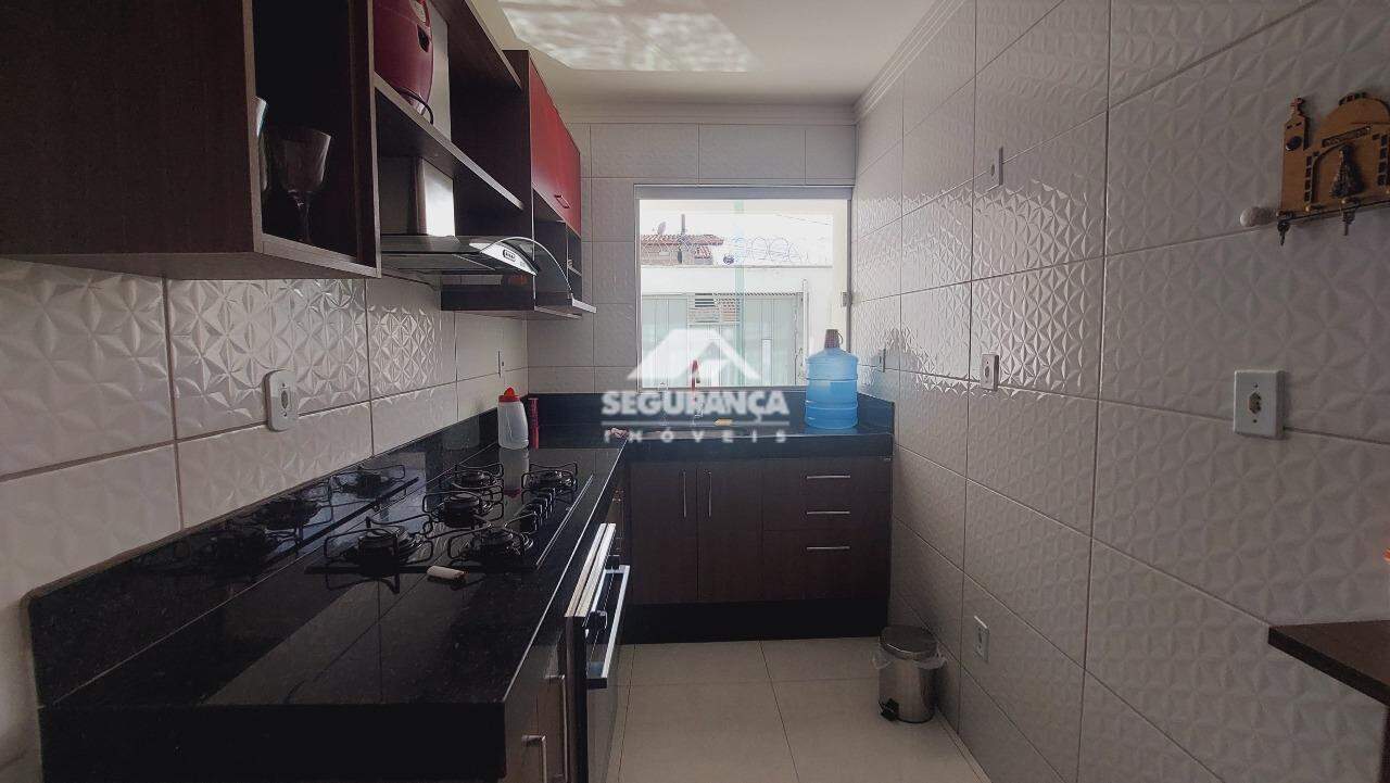 Casa para aluguel no Castanheiras: COZINHA