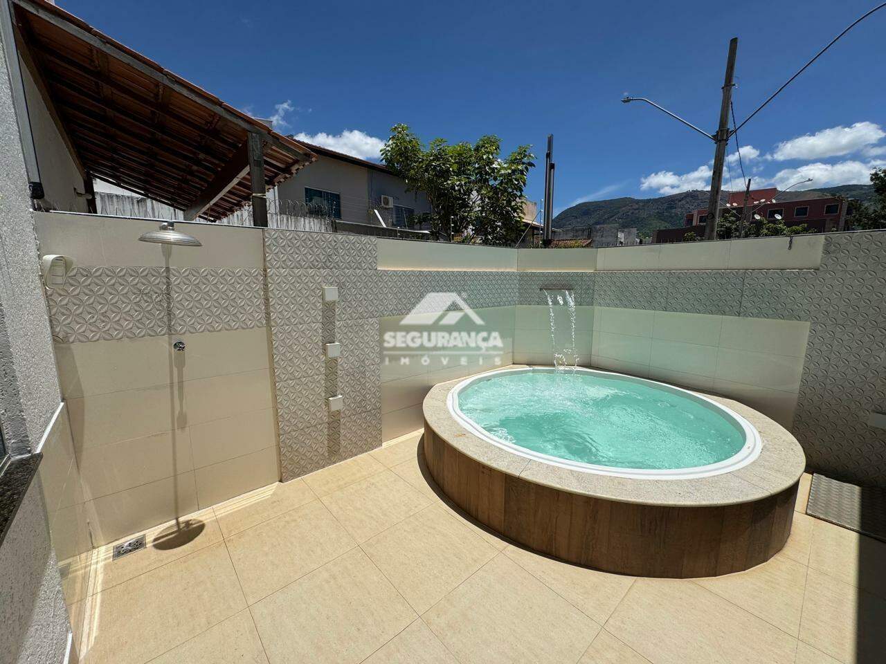 Casa à venda no SANTOS DUMONT: 
