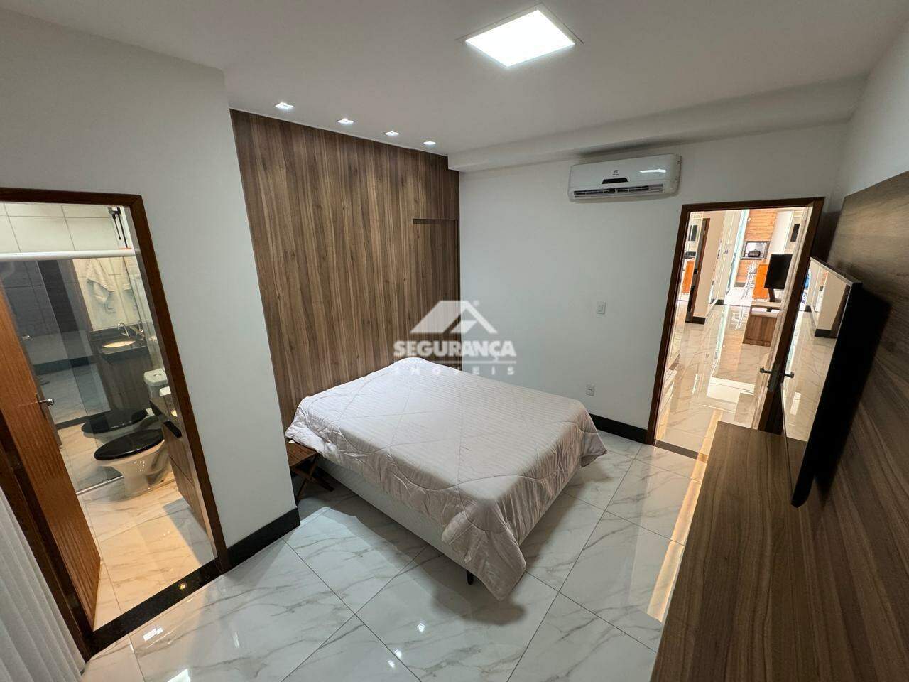 Casa à venda no SANTOS DUMONT: 