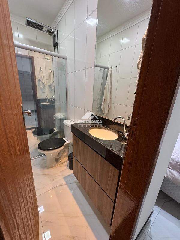 Casa à venda no SANTOS DUMONT: 