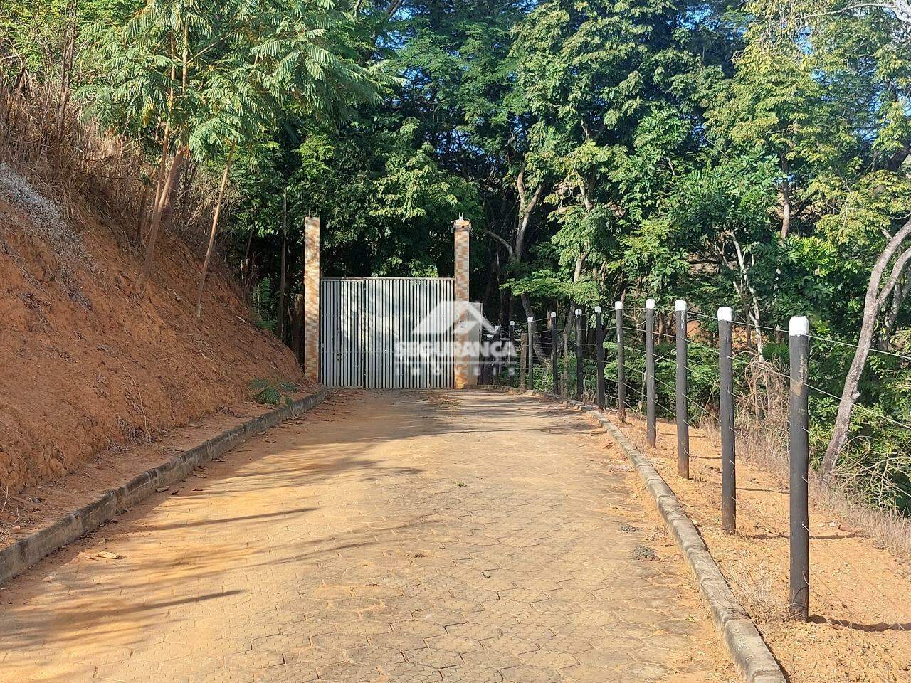 Sítio à venda no JACARANDÁ : FACHADA