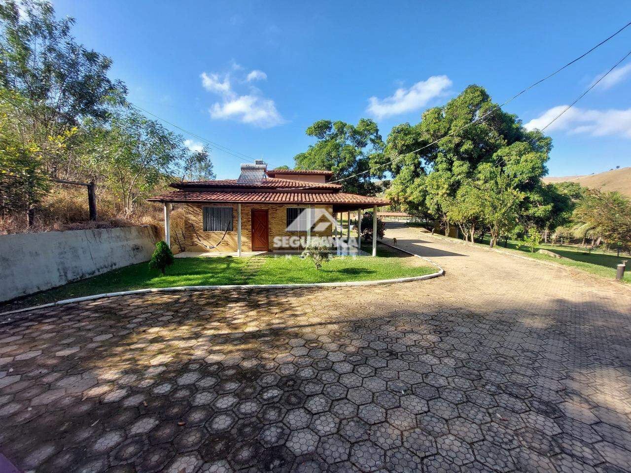 Sítio à venda no JACARANDÁ : CASA PRINCIPAL